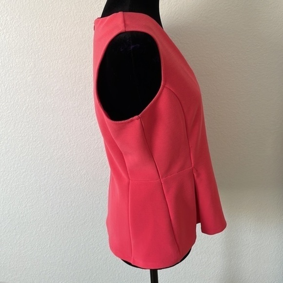 NWT Halogen Coral Zipper Back Sleeveless Peplum Top 0048 - Picture 4 of 10